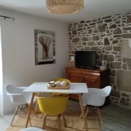 Le Manoir De La Pichardiere Penzion Cherrueix